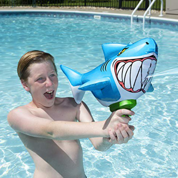 Swimways Blow Up Blaster 20113757 - Shark